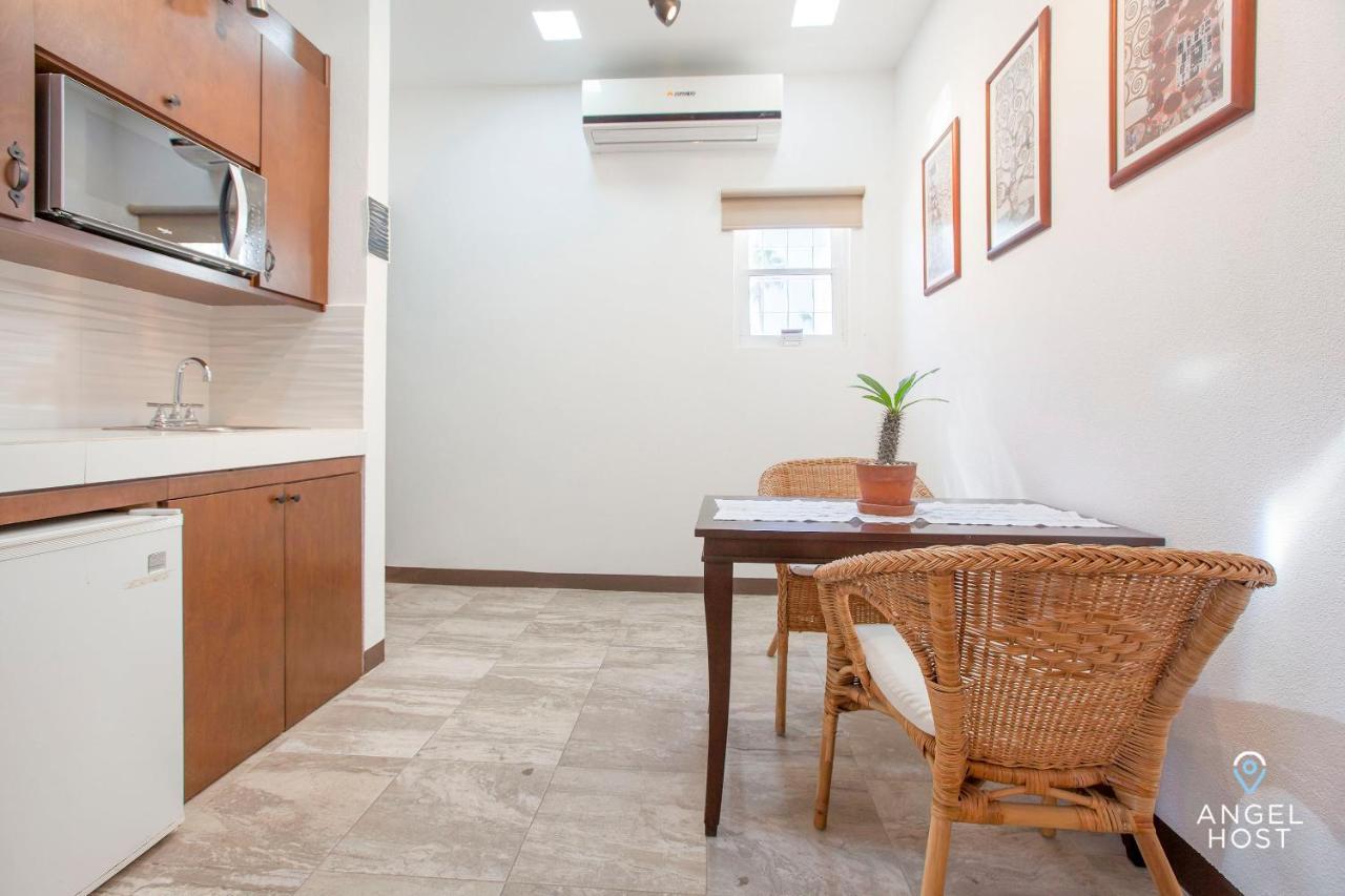 Studio Apartments In Downtown La Paz Walk To Seaside Malecon Bagian luar foto